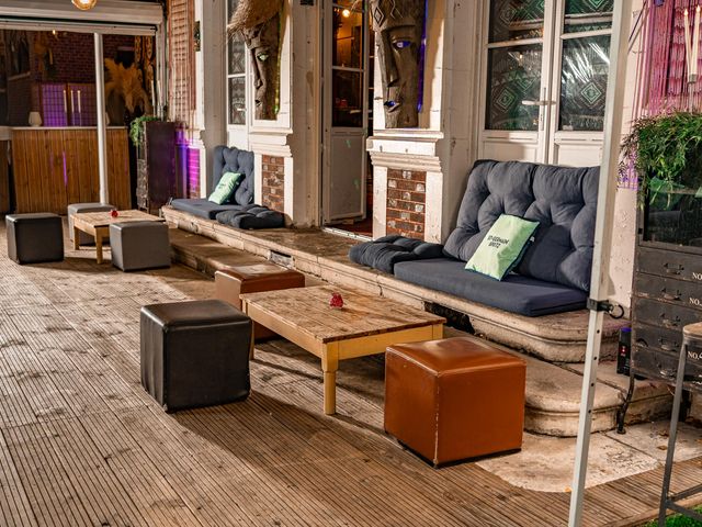 Les Pieds dans l'Herbe La Terrasse du Parc