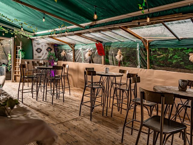 Les Pieds dans l'Herbe Le Bar Speakeasy